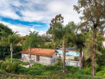 2822 Winthrop Avenue Photo